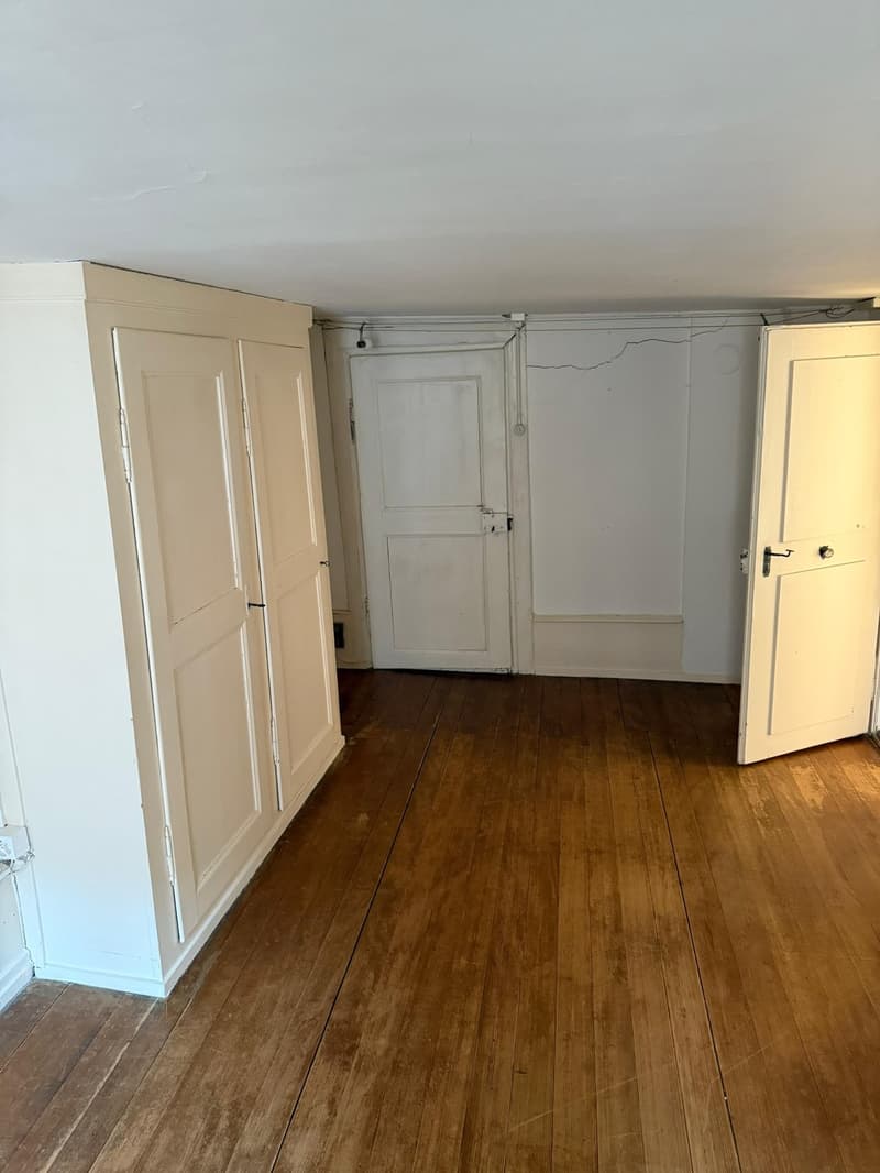 4-Zimmer-Wohnung in der Aarauer Altstadt - ideal für WG (12)