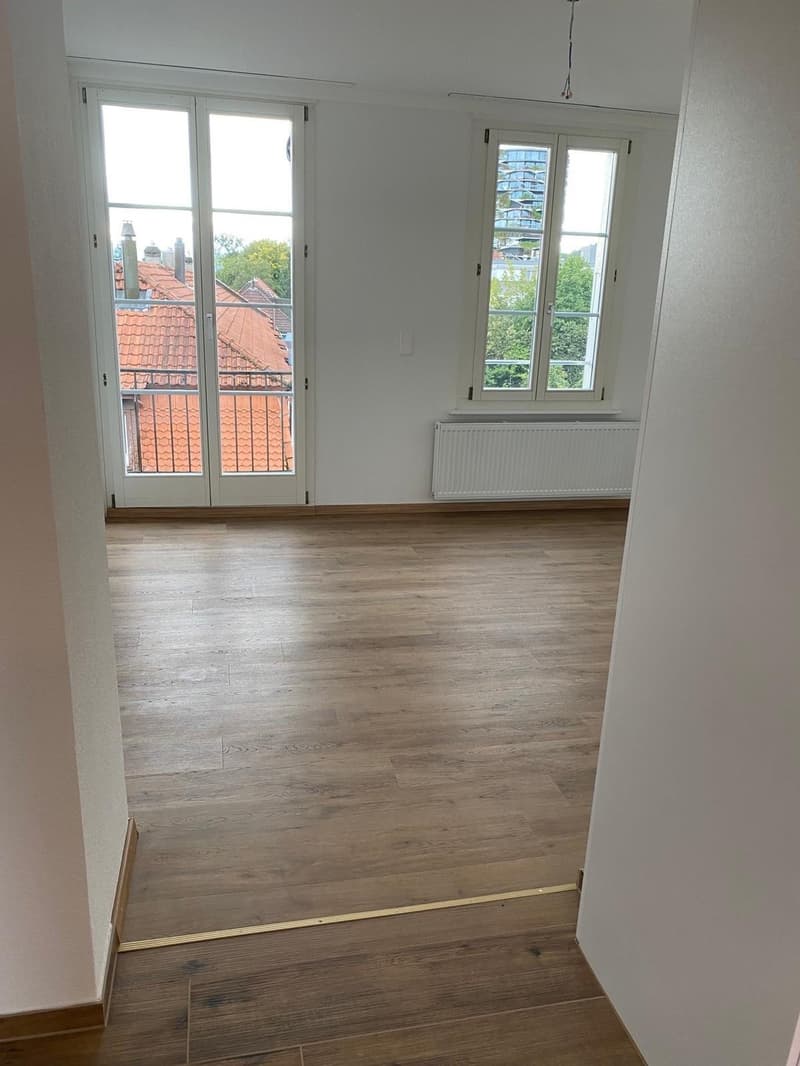 Helle 5.5-Zimmer-Wohnung in Wabern sonnig, ruhig & nur 1 Minute vom Tram entfernt (6)