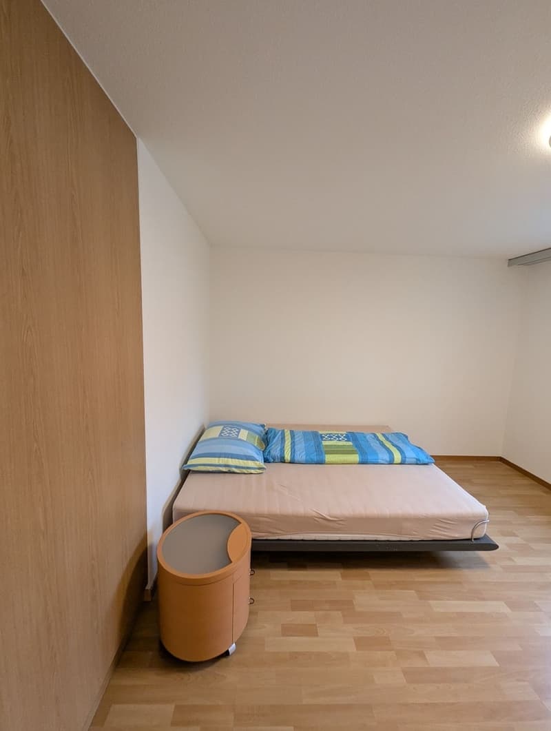 Room to rent (3)