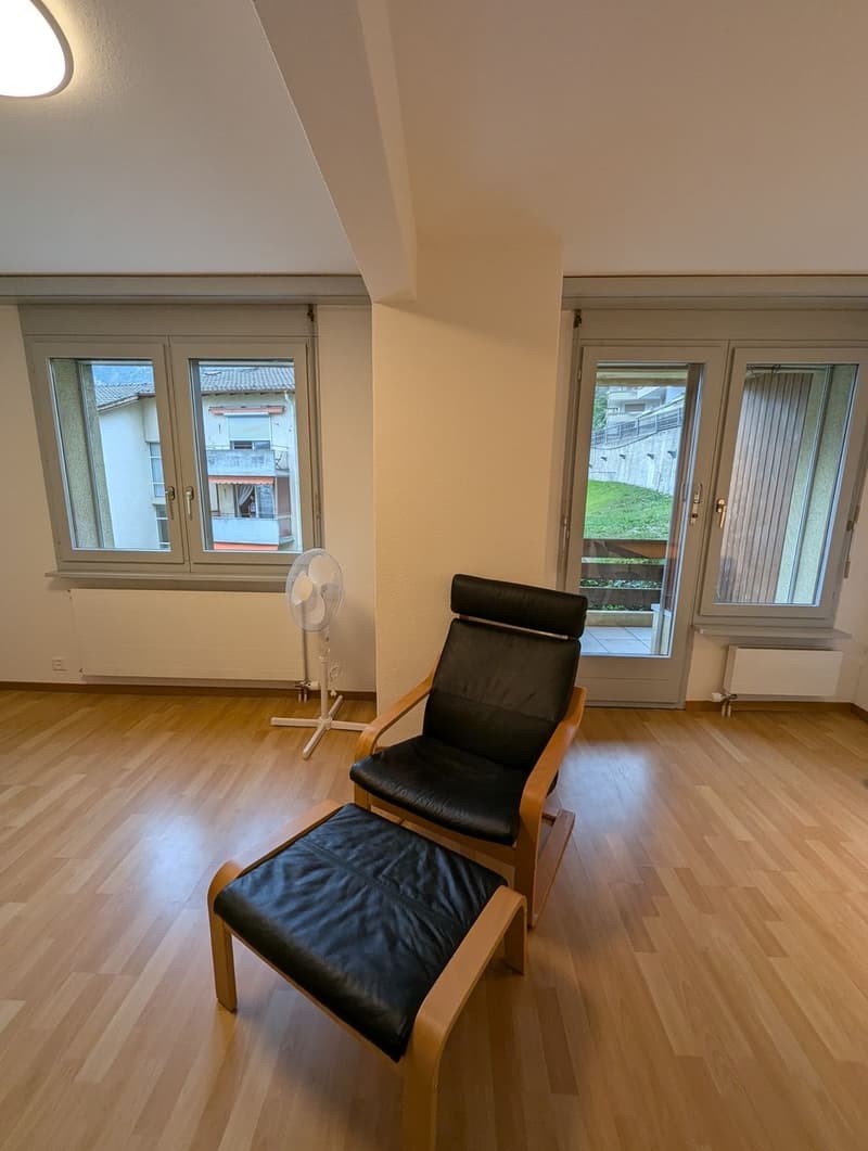 Room to rent (1)