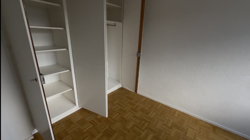 WG-Zimmer (4.5 Zimmer Wohnung) Nähe Coop Strättligen Markt Thun (2)