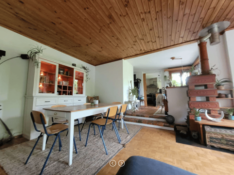 Big Room with Balcony (Lake View) in Big House (4)