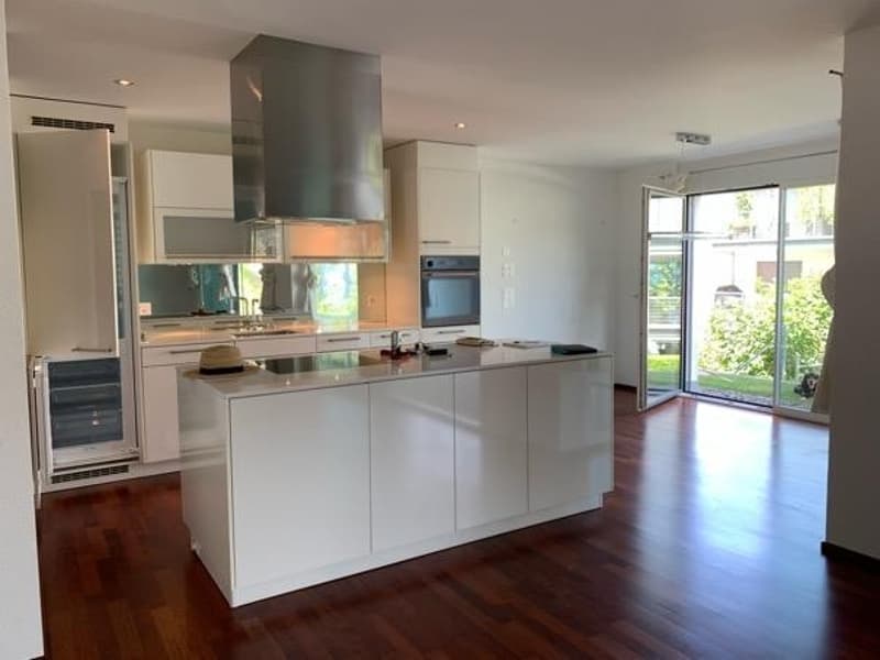Spacious 2.5-room garden apartment in Richterswil (6)