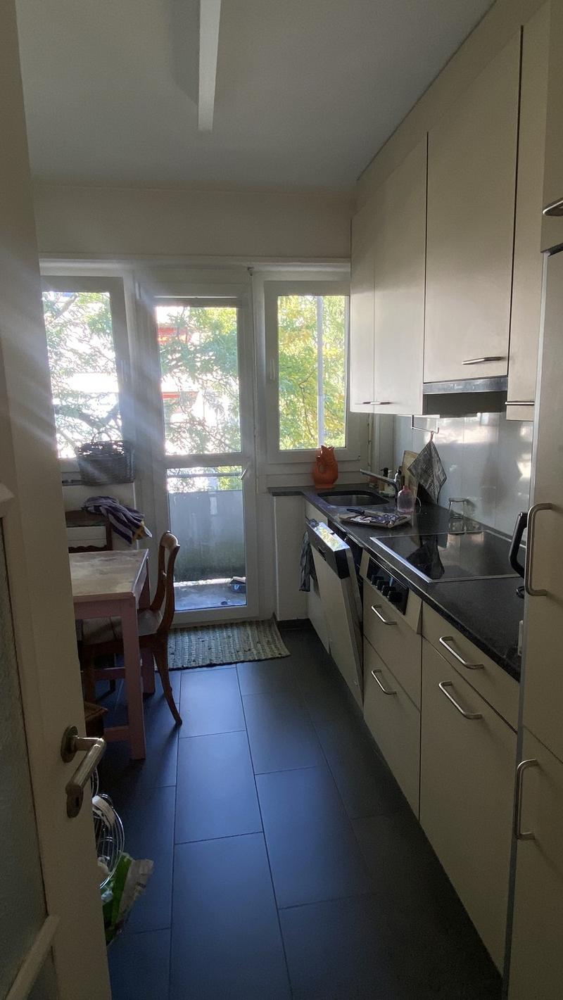 schönes und helles 23 Qm. Zimmer inkl. Balkon nahe Toblerplatz, befristet bis 31.03.2027, mit Option auf Verlängerung (5)
