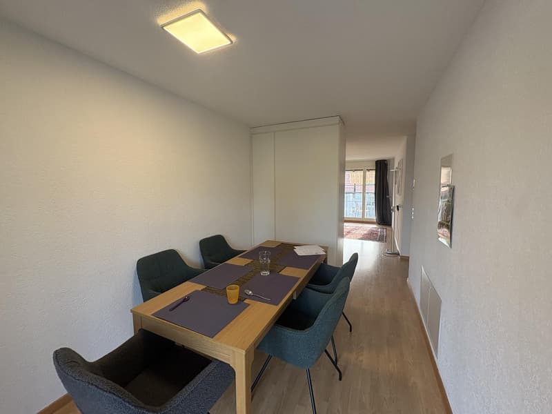 Helle 4.5-Zimmer-Wohnung mit Balkon CHF 1995 inkl. NK (7)