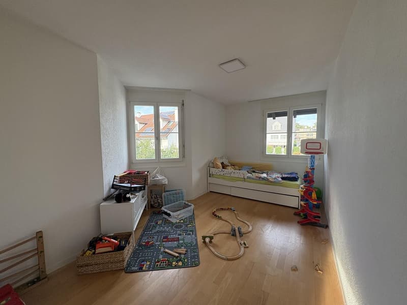 Helle 4.5-Zimmer-Wohnung mit Balkon CHF 1995 inkl. NK (12)
