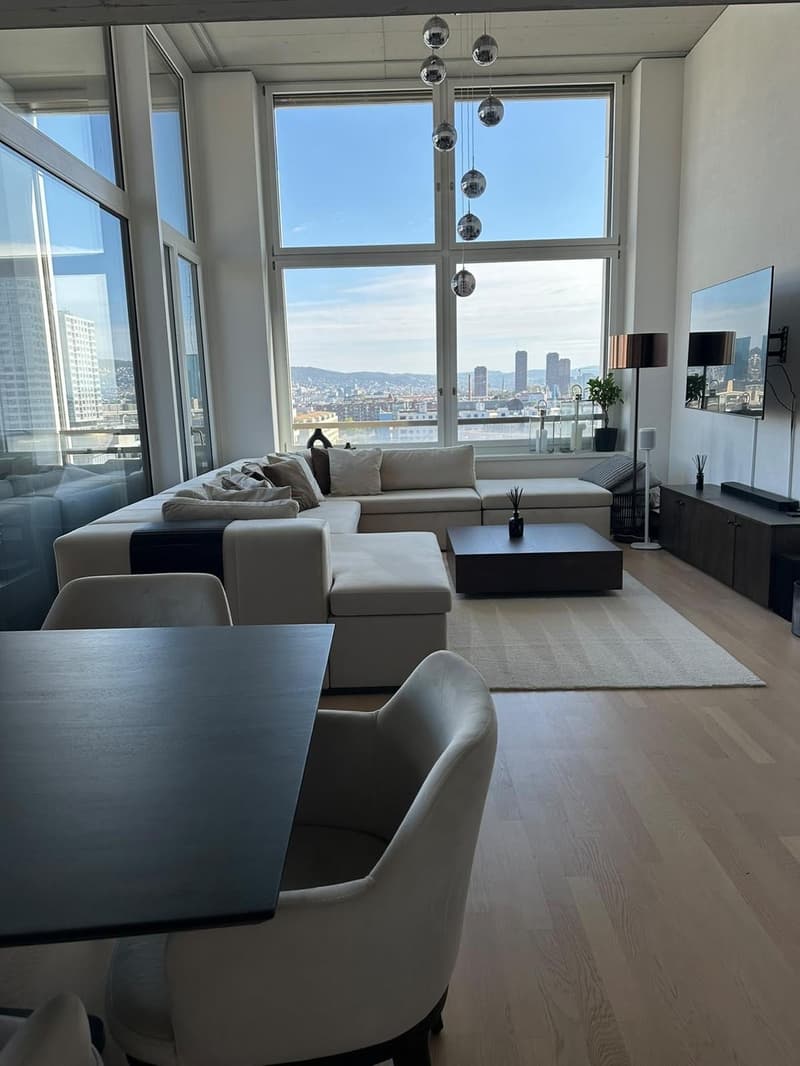Moderne 3.5-Zimmer-Wohnung mit Weitblick zur befristeten Untermiete (3)