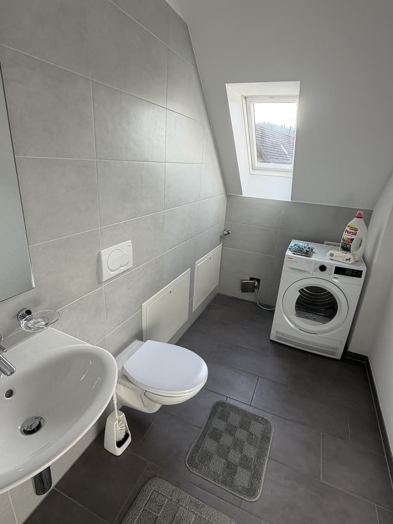 2 1/2 Zimmer Wohnung in Stadel bei Niederglatt (3)