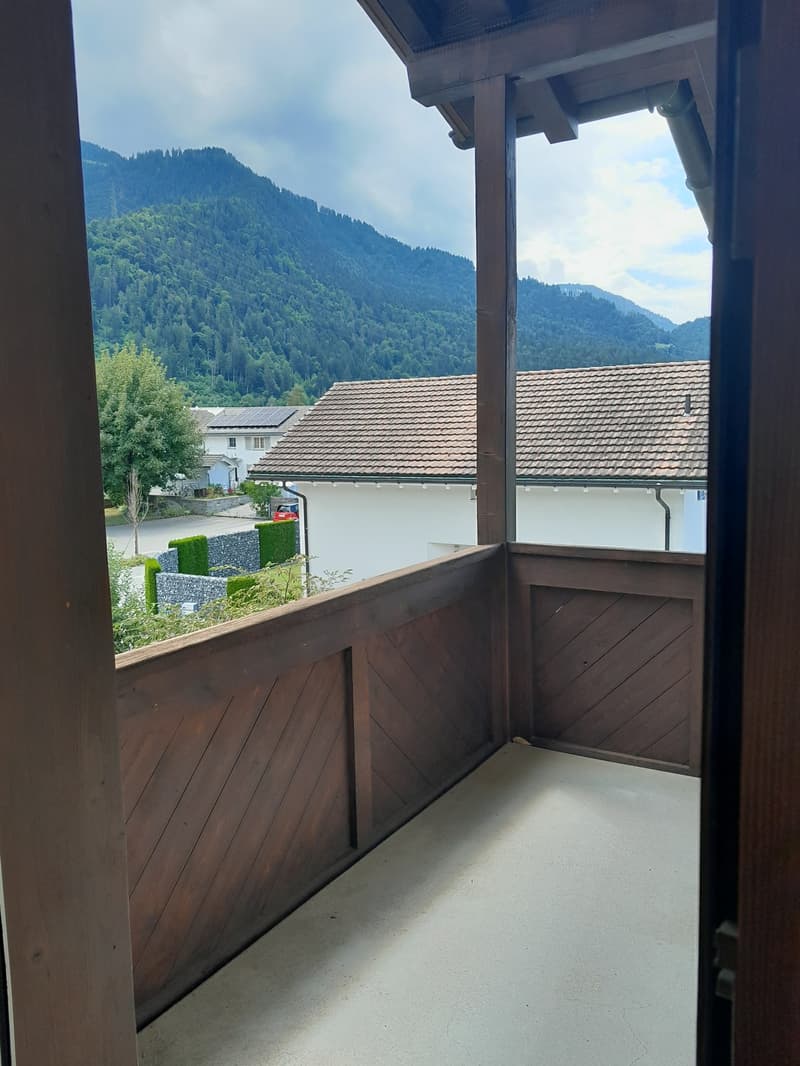 4.5-Zimmer-Attikawohnung mit Galerie & zwei Balkonen in Bonaduz (10)