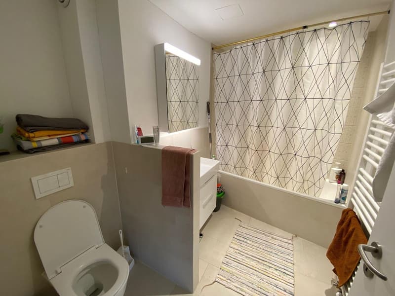 Helles Zimmer in einer WG (Bright room in a shared flat) (6)