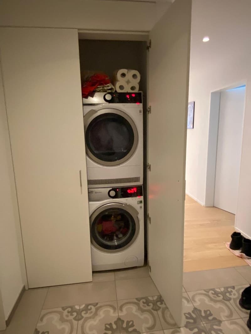 Helles Zimmer in einer WG (Bright room in a shared flat) (8)