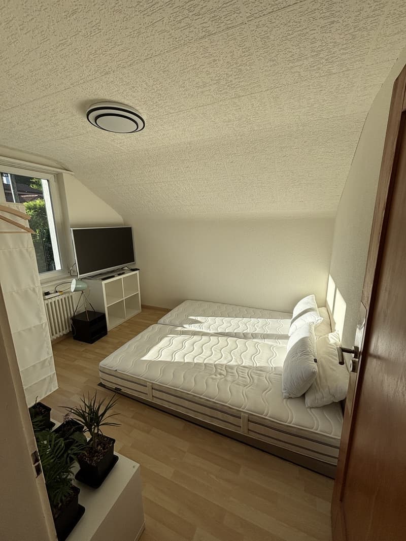 WG Zimmer in einem Haus (1)