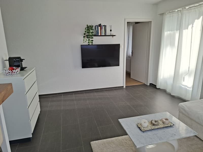 2-Zimmer-Wohnung mit Balkon Stadtnah und mit Blick ins Grüne (2)
