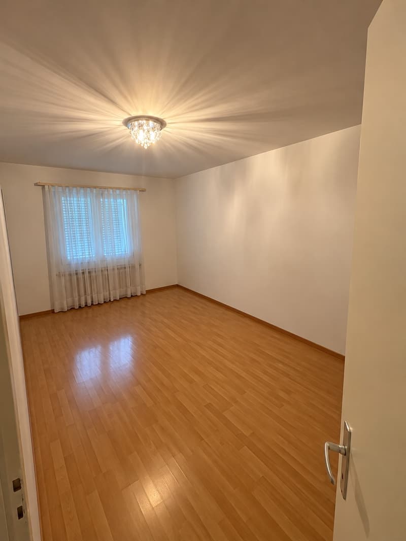 4-Zimmer-Wohnung in Effretikon zu vermieten (2)