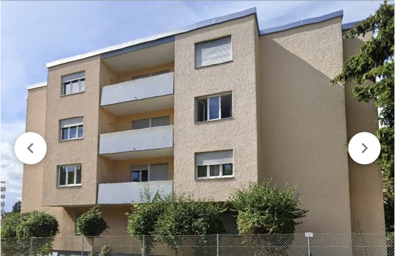 Nachmieter/in gesucht: Möbliertes Zimmer mit eigenem Balkon & Reinigungs-Service  zentral gelegen (4)