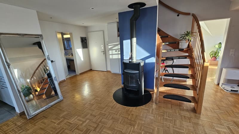 Lichtdurchflutete ruhige Wohnung mit Sicht auf See (6)