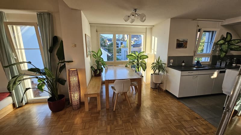 Lichtdurchflutete ruhige Wohnung mit Sicht auf See (1)