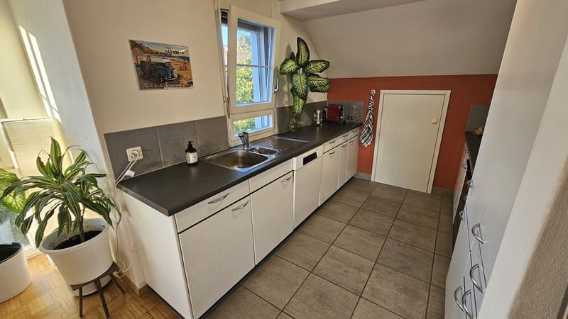 Lichtdurchflutete ruhige Wohnung mit Sicht auf See (2)