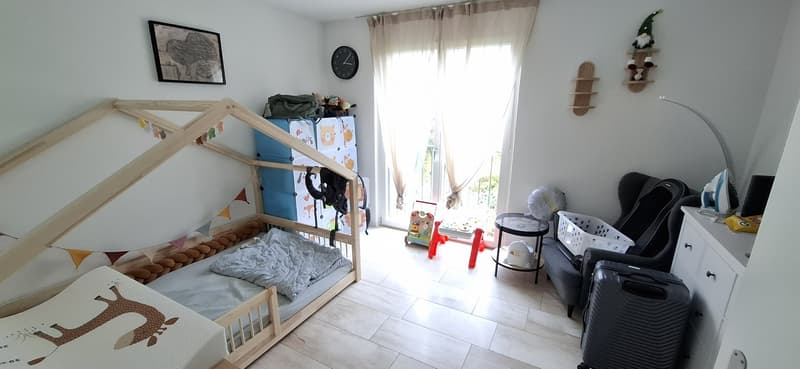Moderne, helle 4,5-Zimmer-Wohnung mit Balkon (3)