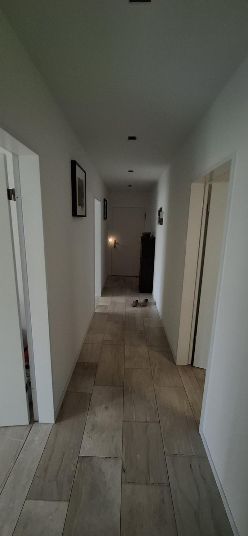 Moderne, helle 4,5-Zimmer-Wohnung mit Balkon (8)