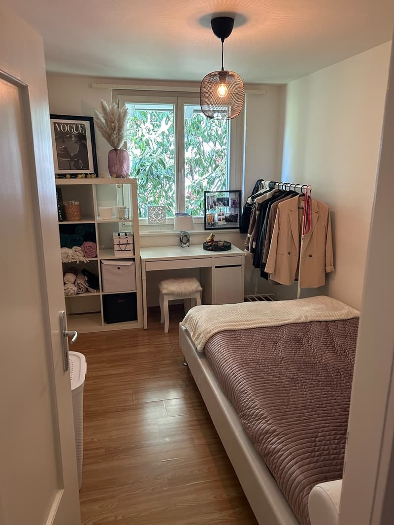 WG Zimmer, 8152 Glattbrugg (4)