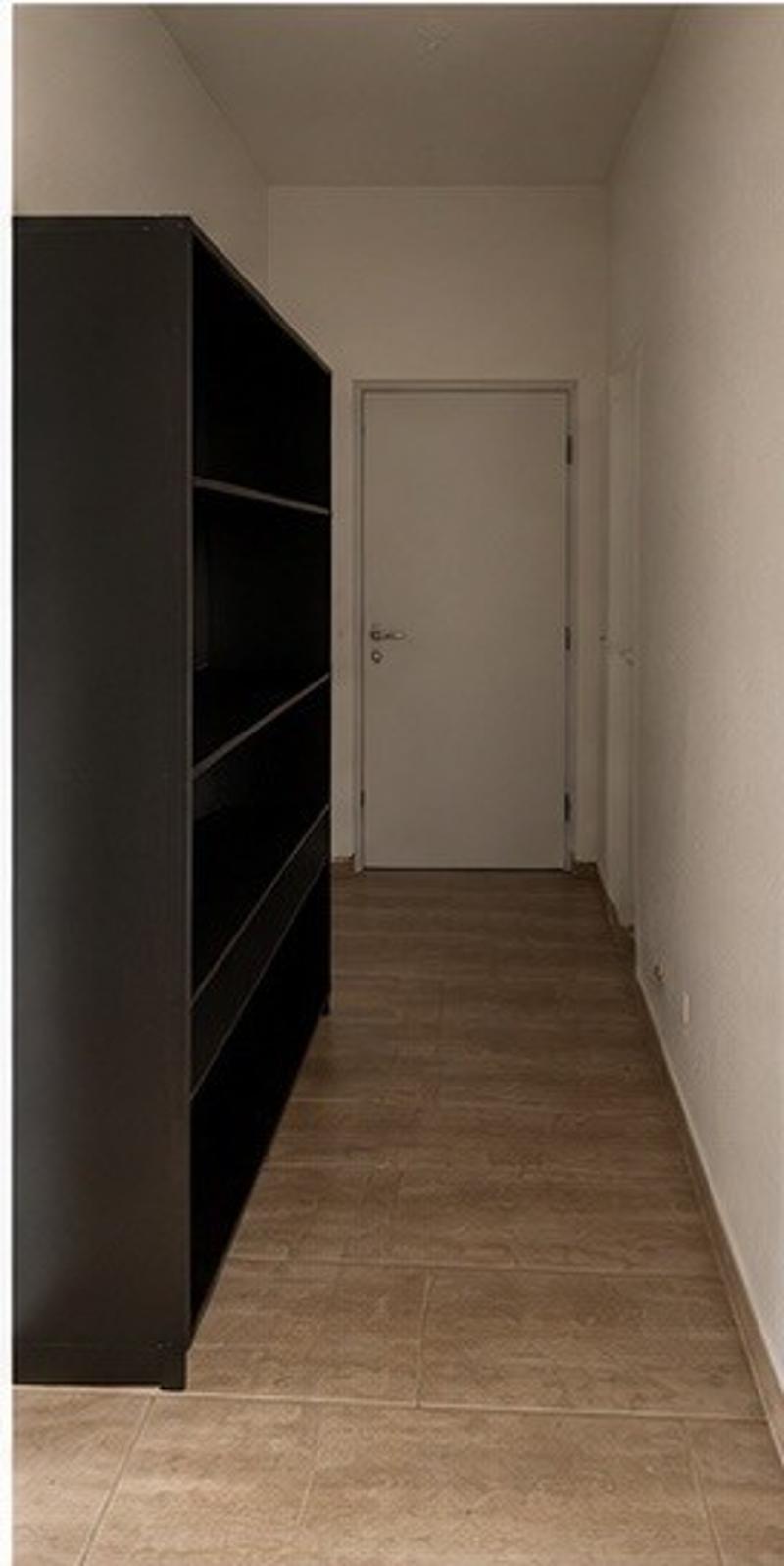 Schöne Dachwohnung sucht Nachmieter/In (8)