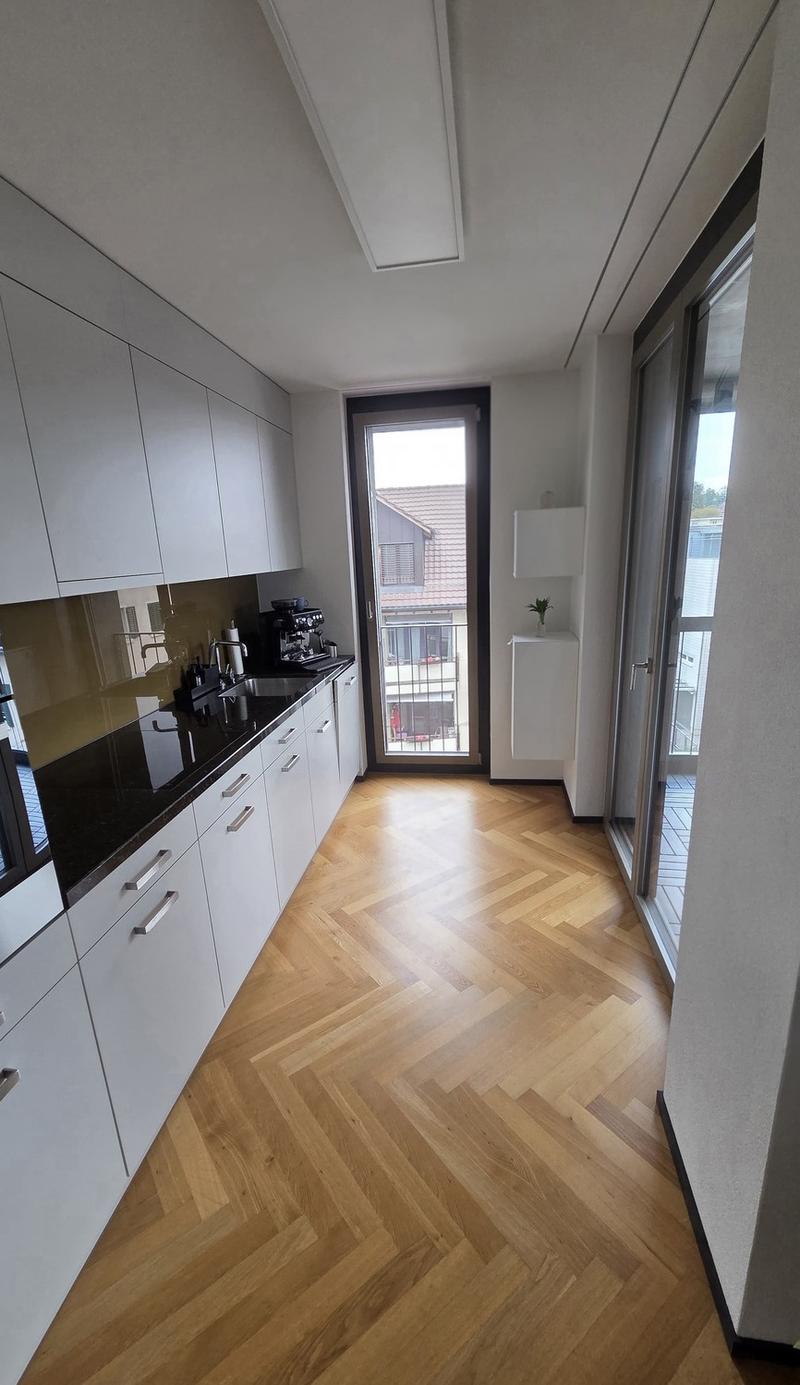 zentral gelegene 3.5 Zimmer-Wohnung im Herzen von Uster (3)