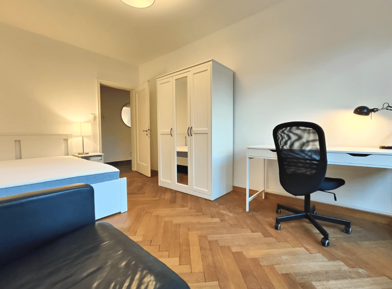 Room in a shared flat (1)