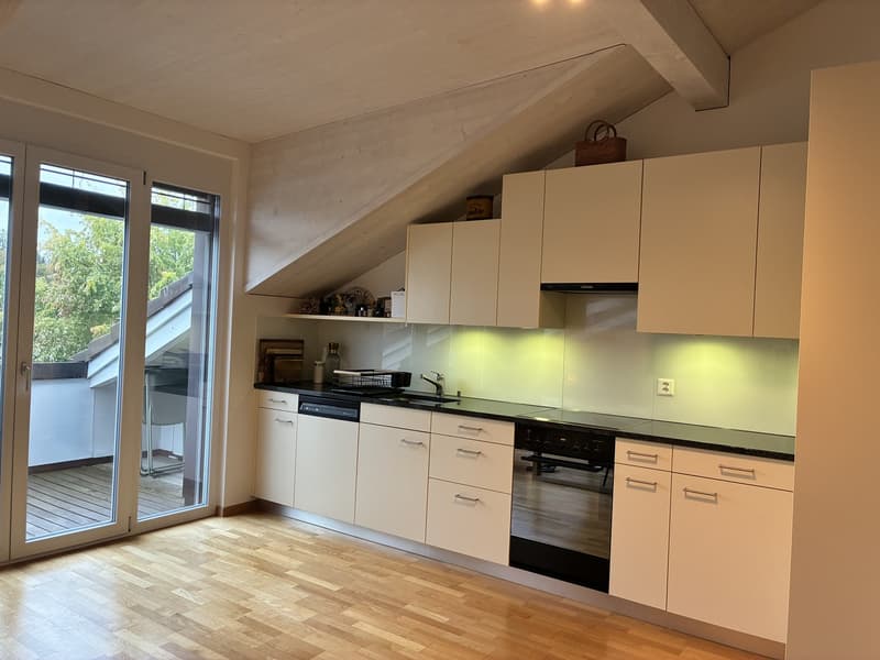Gemütliche 2.5-Zimmer-Wohnung mit Balkon (4)