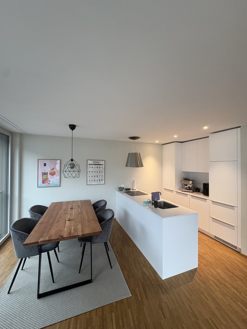 Helle 2.5-Zimmer-Wohnung zwischen Bälliz und Bahnhof (2)