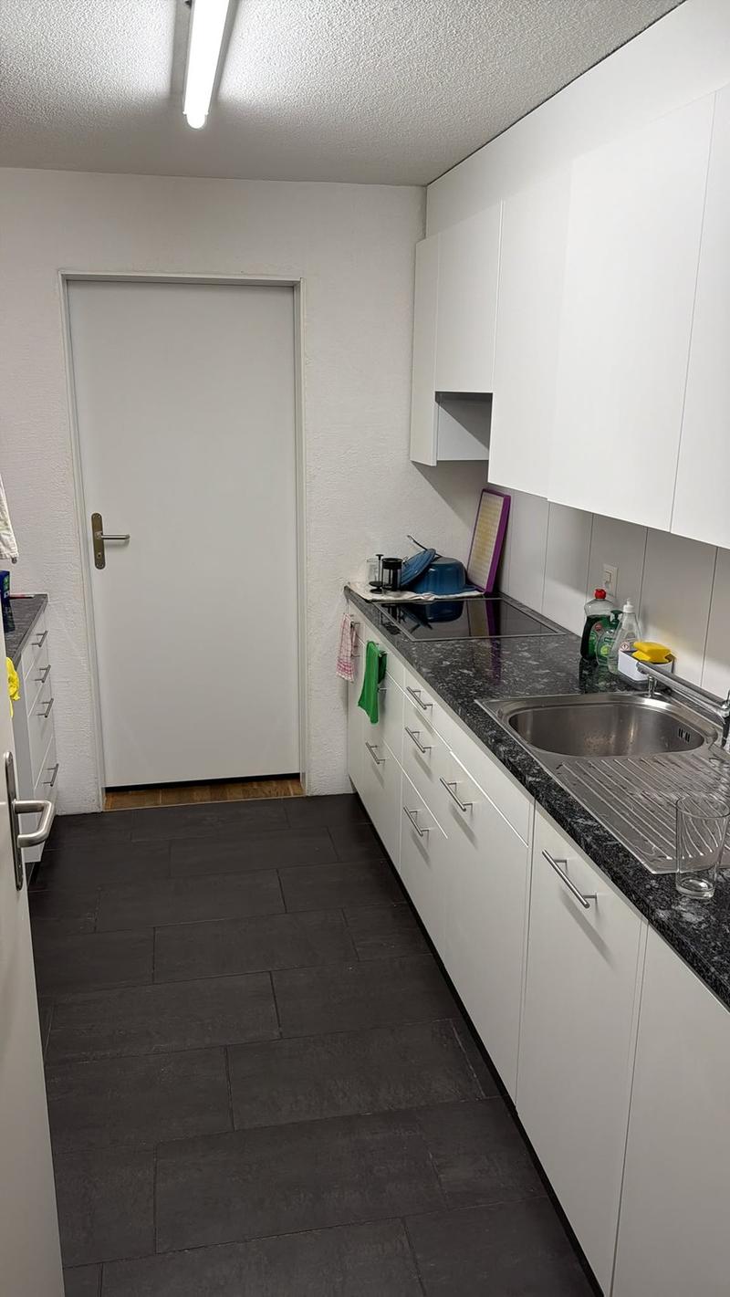 Grosses WG-Zimmer mit Balkon in Wollerau (3)