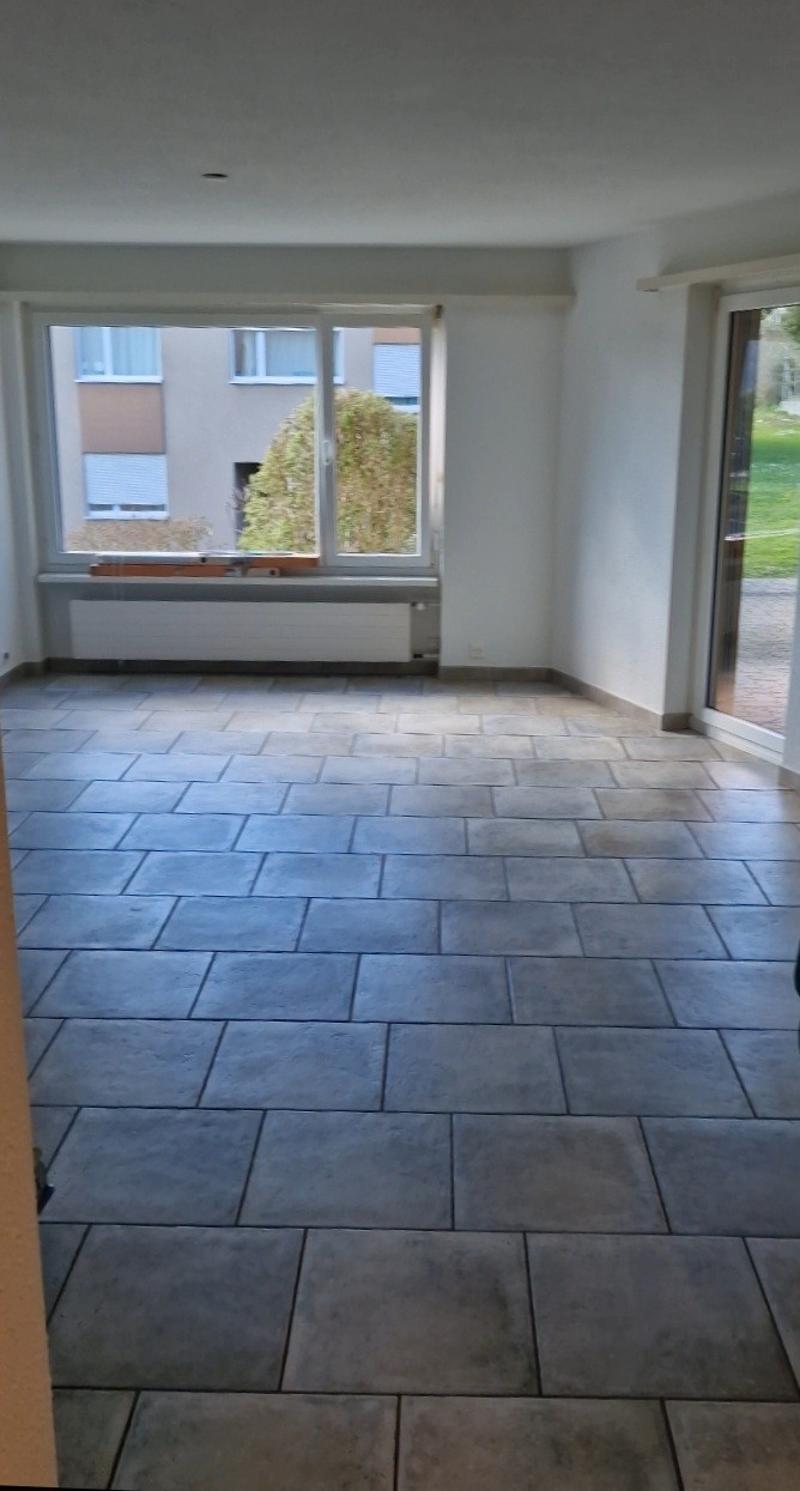 Wohnung in Schwerzenbach, Nachmieter gesucht (1)