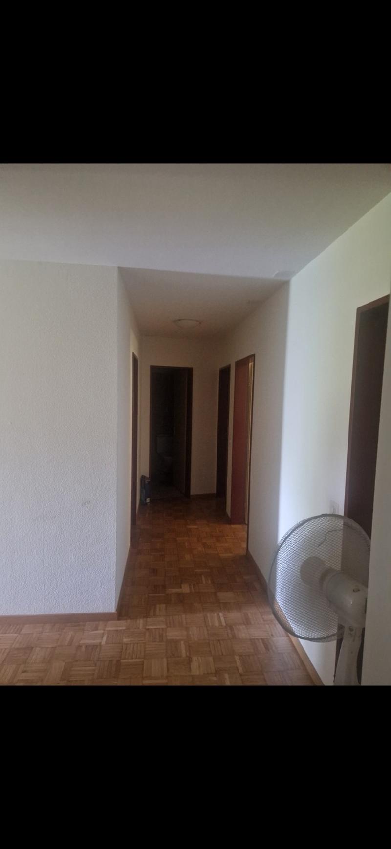 Schönes Zimmer zu vermieten (8)