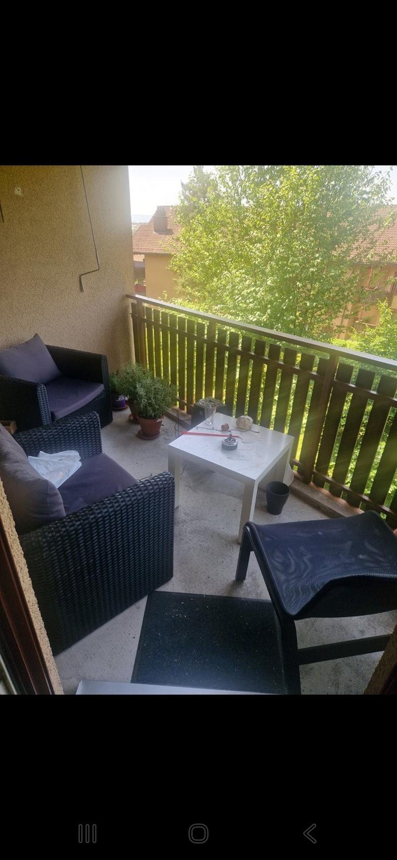 Schönes Zimmer zu vermieten (12)