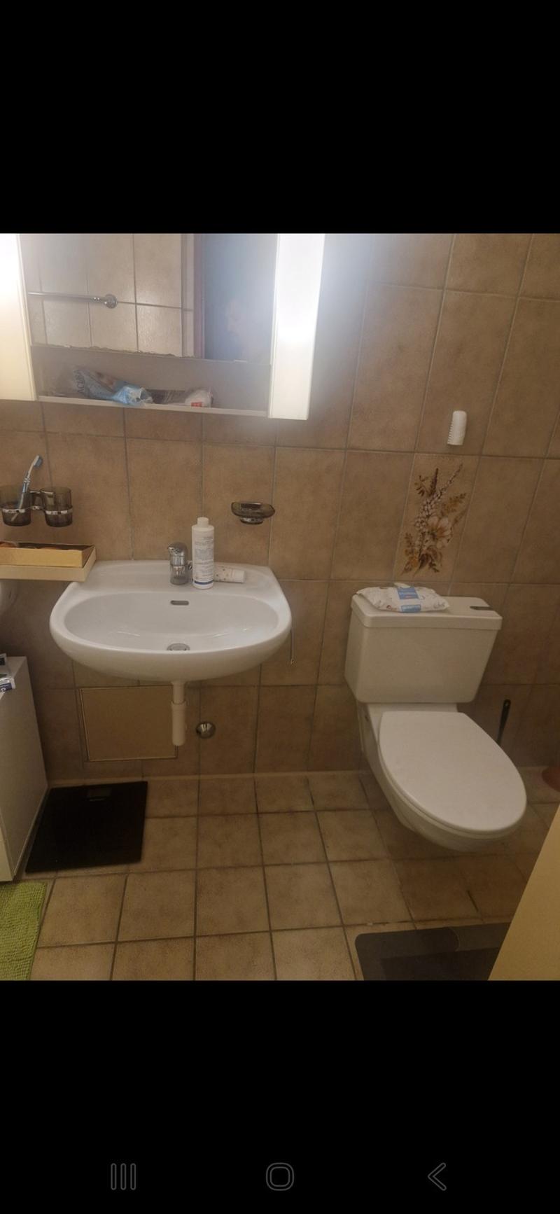 Schönes Zimmer zu vermieten (7)