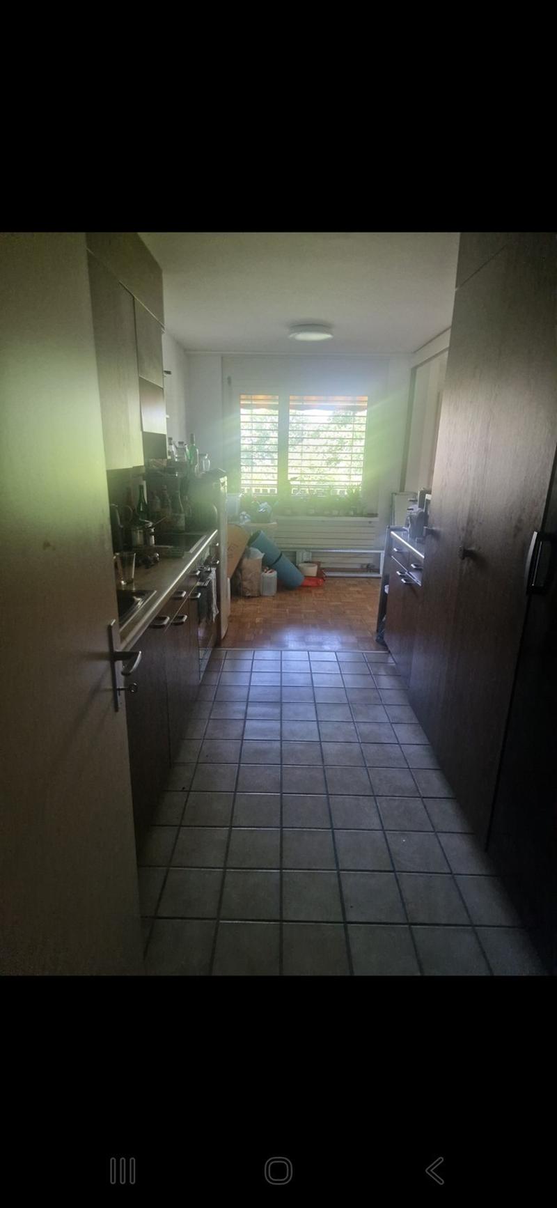 Schönes Zimmer zu vermieten (9)