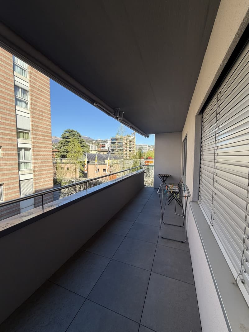 Appartamento soleggiato di 2.5 locali con balcone a Lugano Disponibile da novembre 2026 (2)