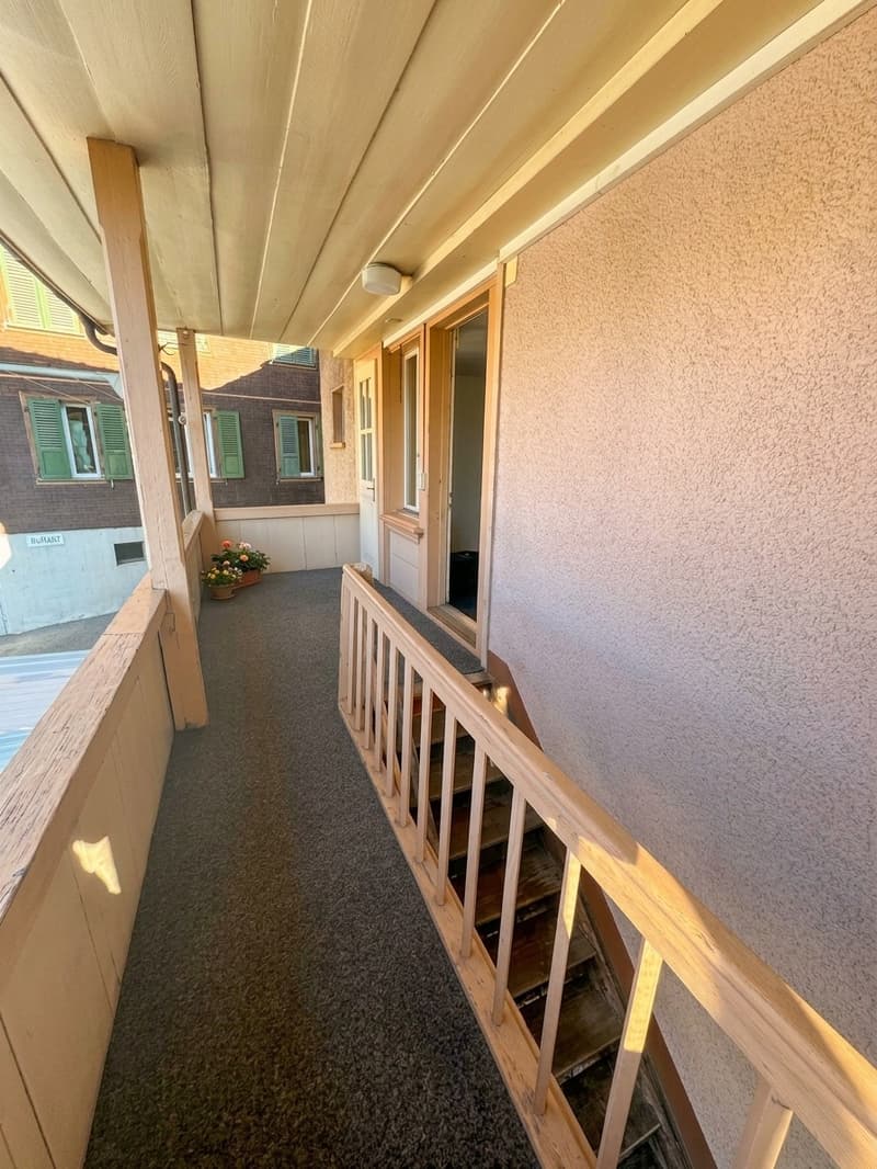 Thunersee, ÖV und Einkauf vor der Tür helle 2.5-Zimmerwohnung (8)