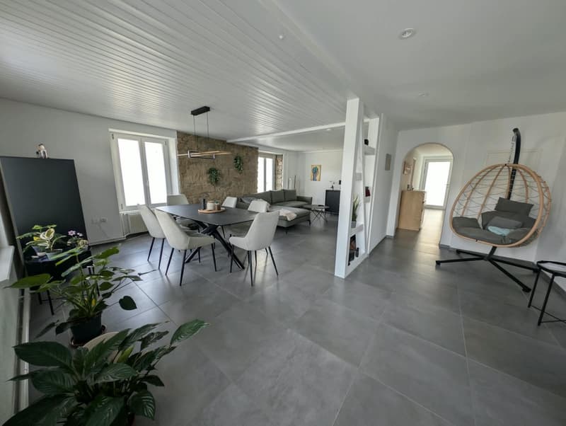 Lichtdurchflutete 3.5 Zimmer-Wohnung mieten (1)