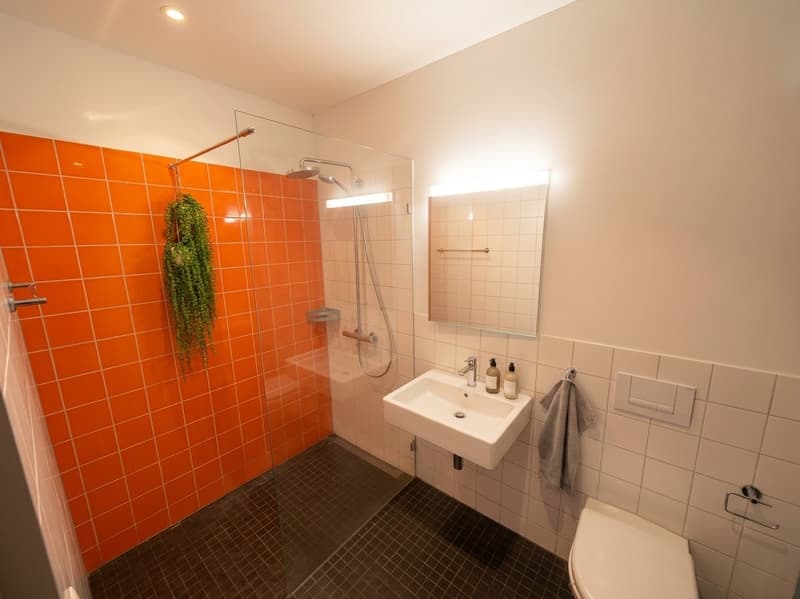 Traumhafte, moderne 3.5-Zimmer-Wohnung mit beheiztem Wintergarten & Balkon in bester Lage (7)