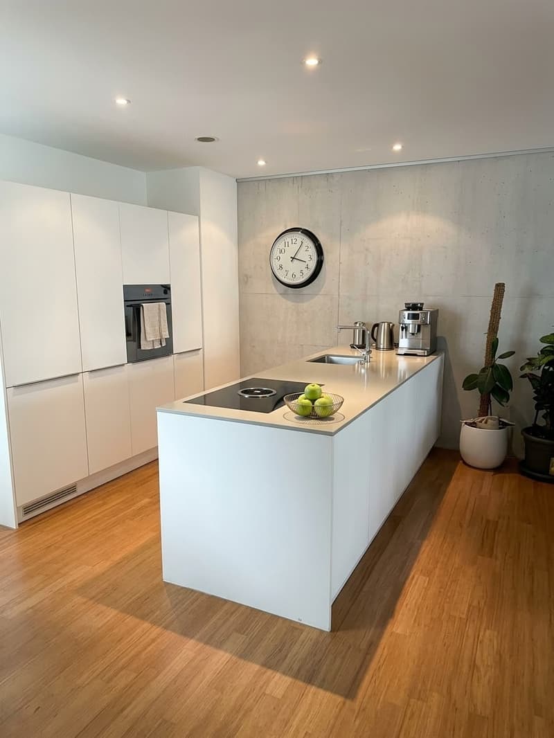 Traumhafte, moderne 3.5-Zimmer-Wohnung mit beheiztem Wintergarten & Balkon in bester Lage (4)