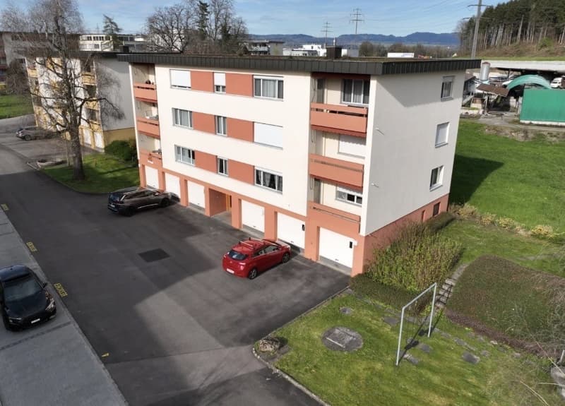 Helle 4½-Zimmer-Wohnung mit Balkon und Garagenbox in Hünenberg  ab 01.11.2026 (2)