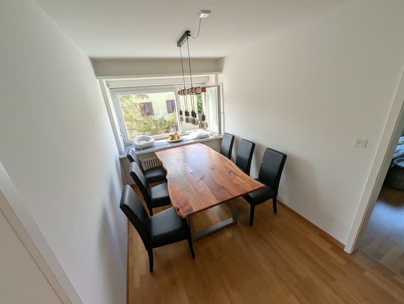 Gemütliche 3.5-Zimmer-Wohnung mit Naturnähe in Uster (4)