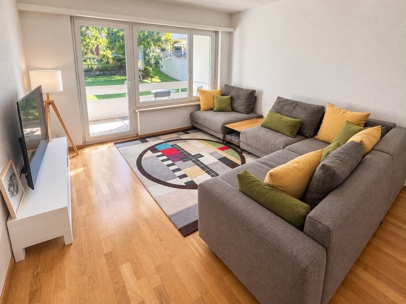 Helle, ruhige 3\.5\-Zimmer\-Wohnung möbliert, ideal für 2er\-WG ab sofort verfügbar (1)