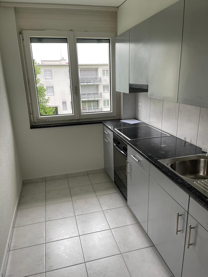 3-Zimmer-Wohnung in Dübendorf, ab 1. November zu vermieten (2)