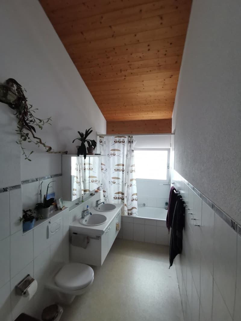 Gemütliches WG-Zimmer in einem gepflegten Haus in Rubigen (3)