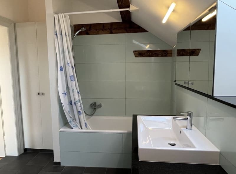 97 m² Jugendstil-Maisonette mit Balkon & viel Charme  2.5/3 Zimmer in Basel (12)