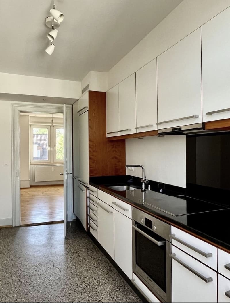 97 m² Jugendstil-Maisonette mit Balkon & viel Charme  2.5/3 Zimmer in Basel (3)