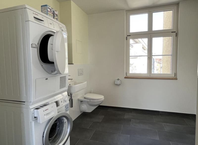 97 m² Jugendstil-Maisonette mit Balkon & viel Charme  2.5/3 Zimmer in Basel (5)