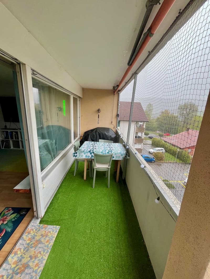 4.5-Zimmer-Wohnung (90 m²) mit grossem Balkon und schöner Aussicht in Wittnau (3)